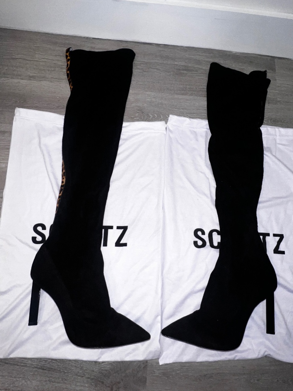 OTK SCHUTZ BLACK SUEDE LIKE STRETCHY PONTED TOE 4+ inch heel. 9.5
